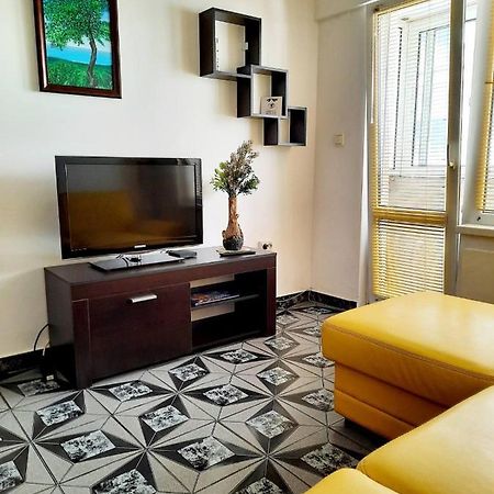 Apartment Міа Warna Zewnętrze zdjęcie