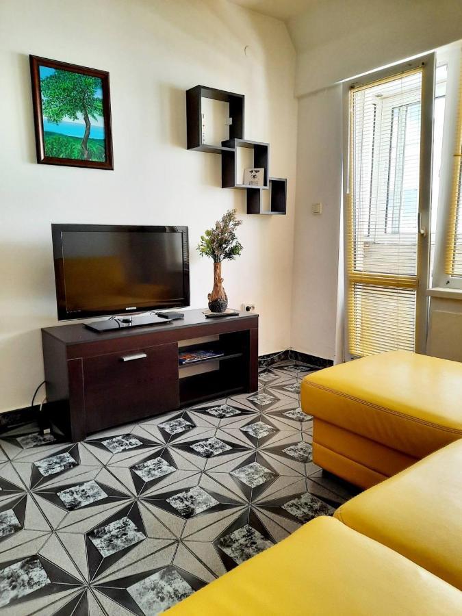 Apartment Міа Warna Zewnętrze zdjęcie