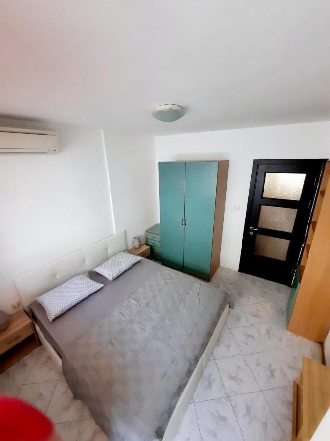 Apartment Міа Warna Zewnętrze zdjęcie
